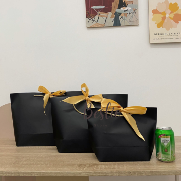 Tas Paperbag Paper Bag Kantong Karton Hadiah Kado Sovenir Goodiebag Cantik Polos Banyak Warna Dapat Pita Premium - Image 7